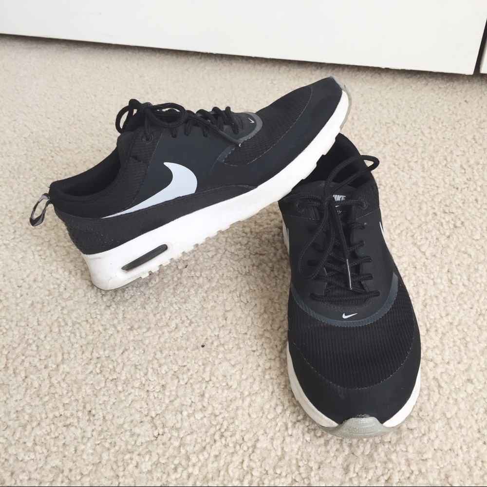 Nike Black Air Max Thea Sneakers